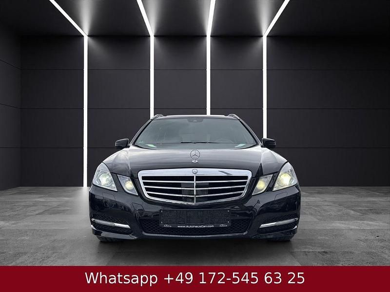 Gebraucht Mercedes E350 Avantgarde 265 PS (194 kW) 2011 Schwarz Limousine