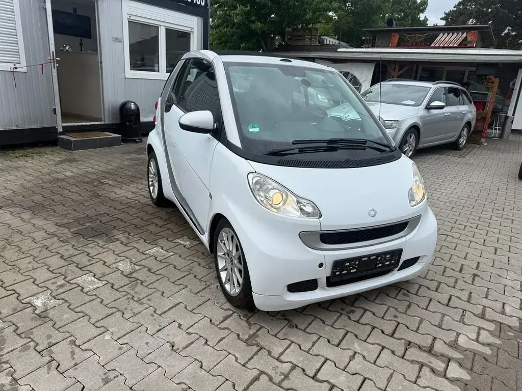 Occasion Smart ForTwo Cabrio Basis 84 ch (61 kW) 2011 Gris Cabriolet