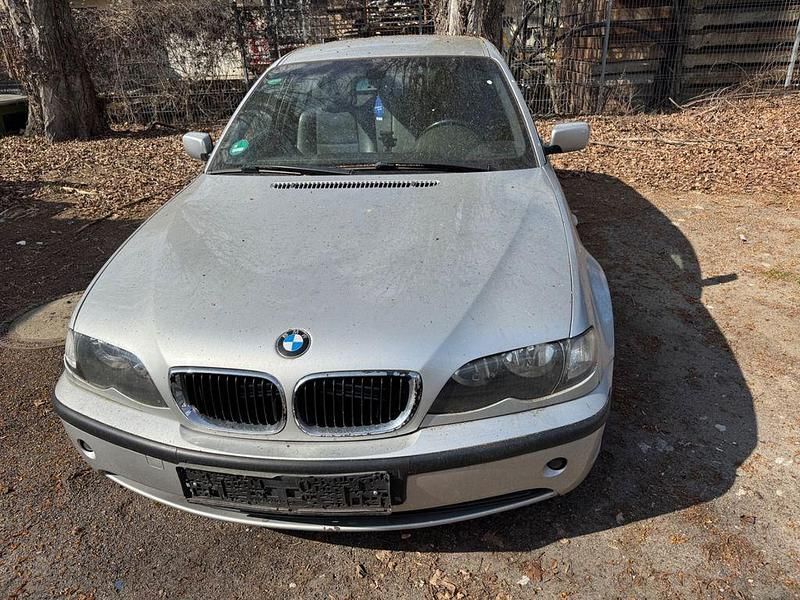 Second-hand BMW 320 170 CP (125 kW) 2003 Argintiu Break