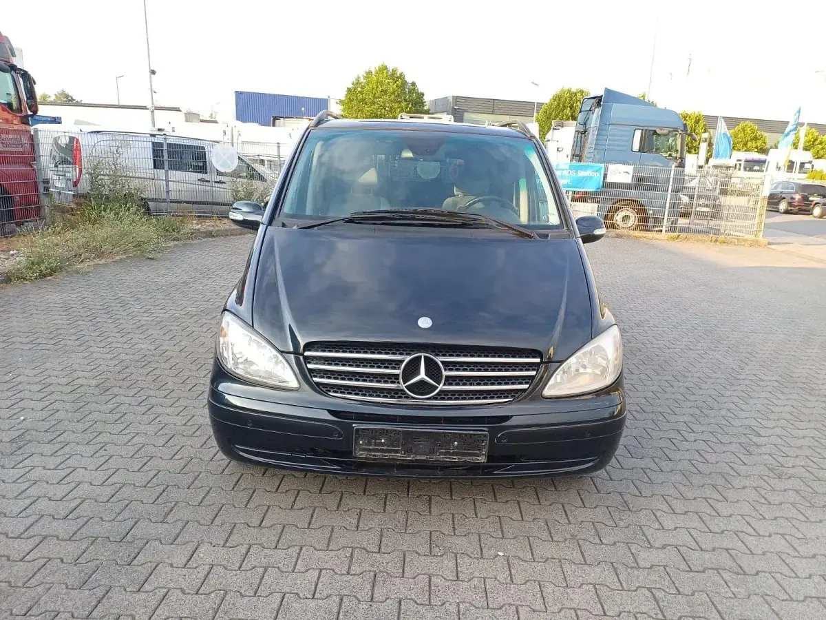 Gebraucht Mercedes Viano 150 PS (110 kW) 2004 Schwarz Van / Kleinbus