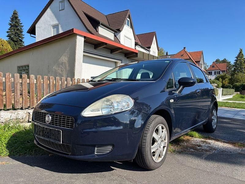 Blau Gebraucht 2009 Fiat Punto Active Kleinwagen | 1.200 € (Guter Preis) - Bild 1/4