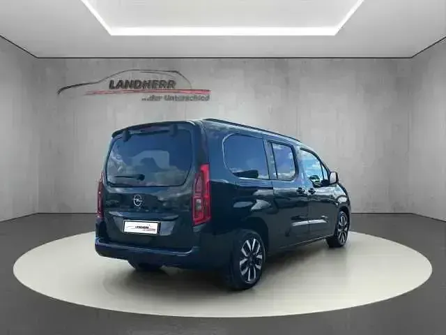 Neu Opel Combo Life XL 131 PS (96 kW) 2026 Schwarz Van / Kleinbus