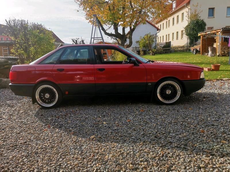 Rot Gebraucht 1986 Audi 80 Limousine | 7.000 € - Bild 1/4