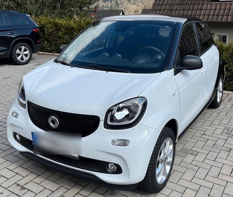 Weiß Gebraucht 2019 Smart ForFour Passion Kleinwagen | 9.990 € (Fairer Preis) - Bild 1/4