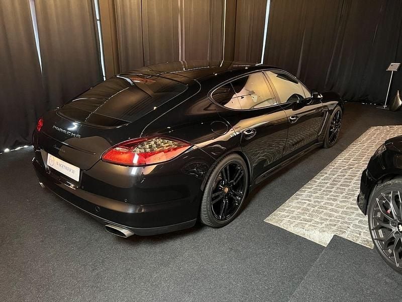 Gebraucht Porsche Panamera 4 299 PS (219 kW) 2011 Schwarz Limousine