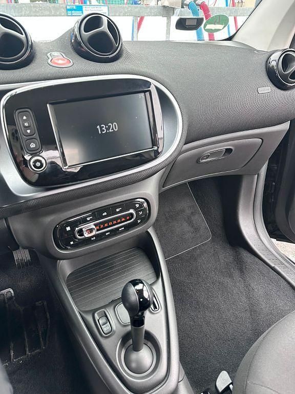Gebraucht Smart ForTwo Electric Drive 60 kW (82 PS) 2021 Schwarz Coupé