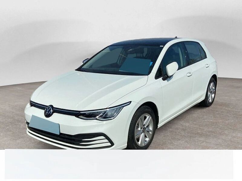 Weiss Gebraucht 2022 VW Golf VIII Life Limousine | 21.689 € (Etwas zu teuer) - Bild 1/4