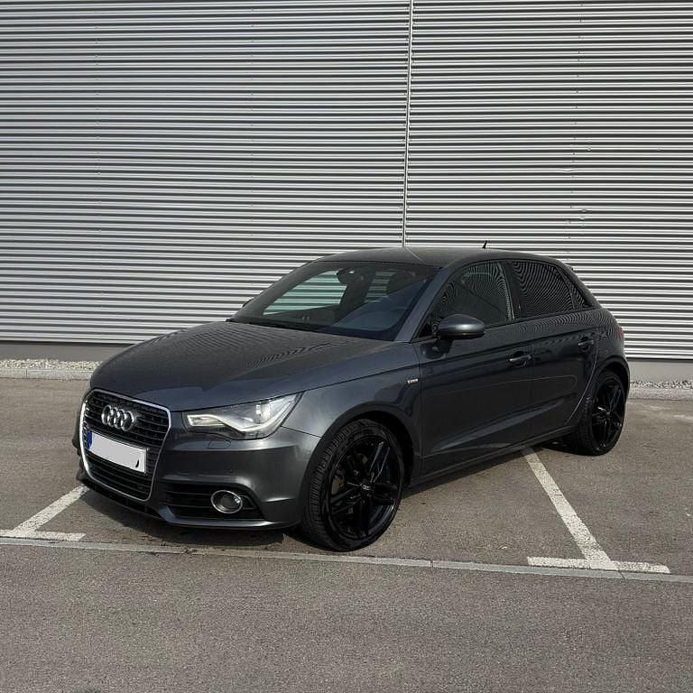 Gebraucht Audi A1 Sportback S-Line 140 PS (102 kW) 2014 Grau Kleinwagen