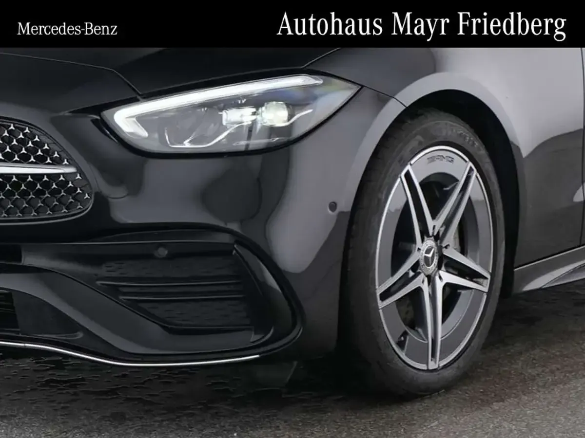 Gebraucht Mercedes C300 AMG 258 PS (189 kW) 2025 Lack obsidianschwarz Kombi