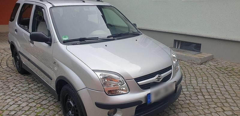 Silber Gebraucht 2006 Suzuki Ignis Kleinwagen | 4.400 € (Teuer) - Bild 1/4
