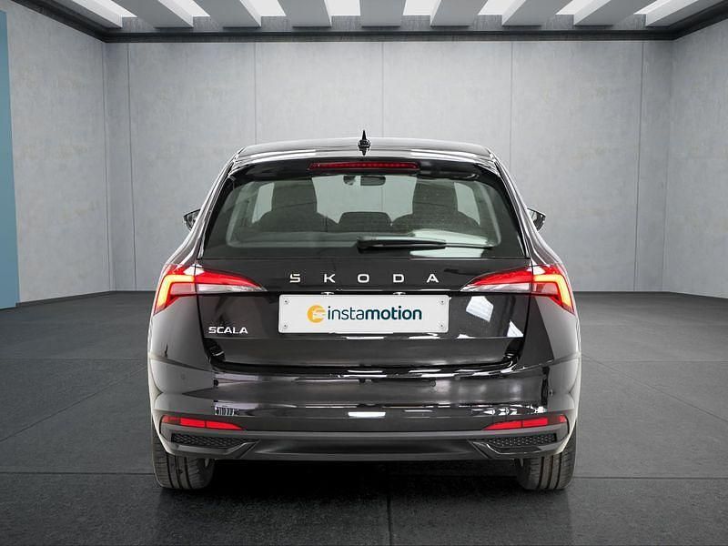 Neu Skoda Scala 150 PS (110 kW) 2025 Schwarz Kleinwagen