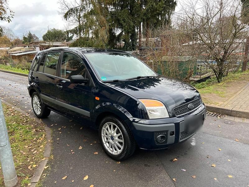 Violet Gebraucht 2007 Ford Fusion Kleinwagen | 2.099 € (Fairer Preis) - Bild 1/4