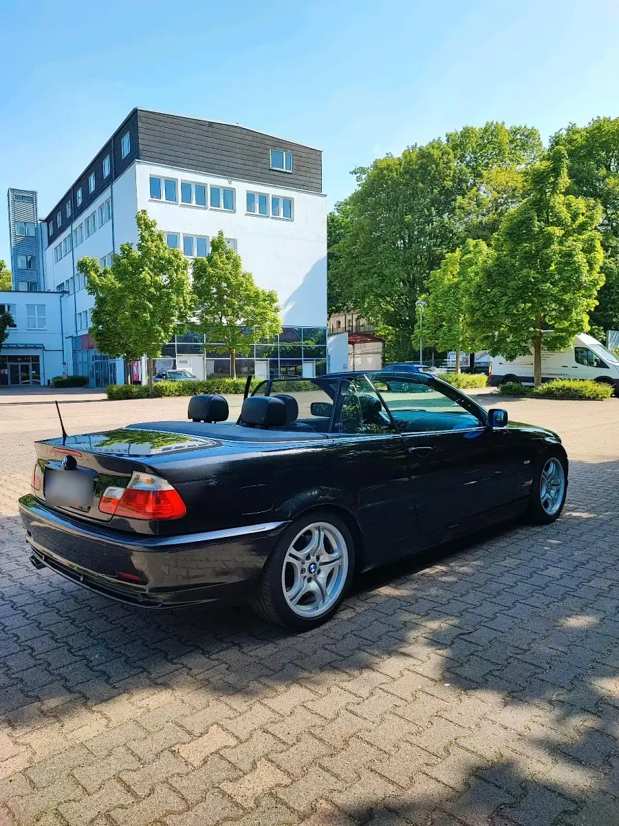 Gebraucht BMW 330 231 PS (169 kW) 2001 Schwarz Cabrio