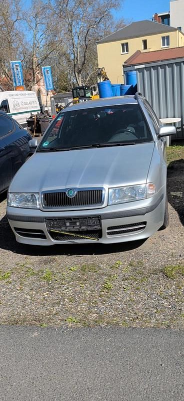 Gebraucht Skoda Octavia 102 PS (75 kW) 2008 Silber Kombi