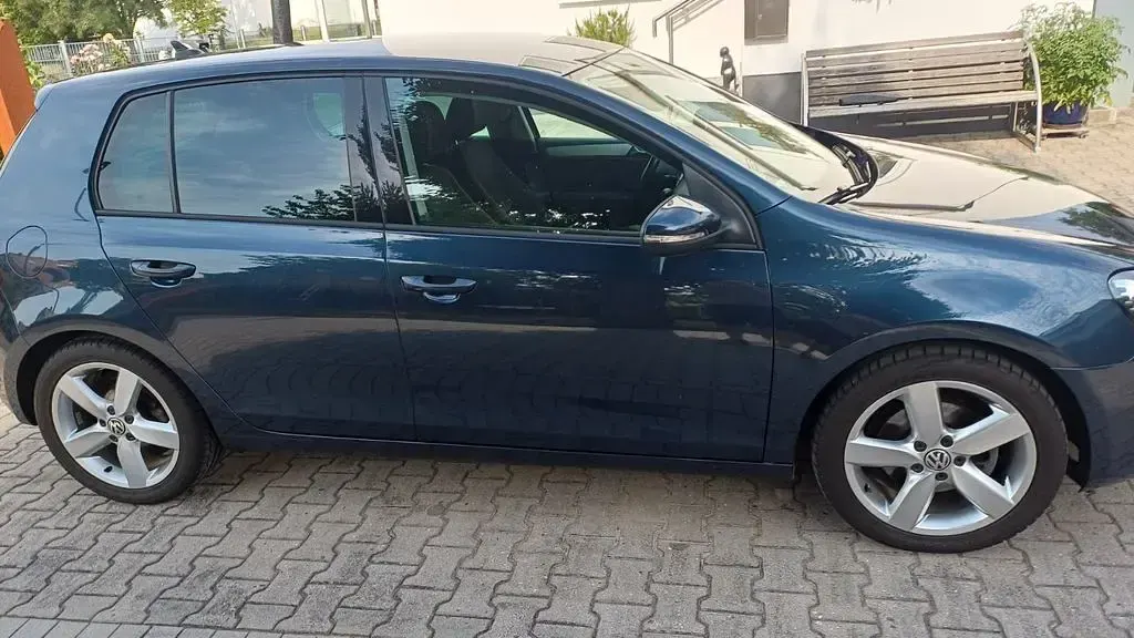 Gebraucht VW Golf VII Highline 140 PS (102 kW) 2012 Blau Limousine