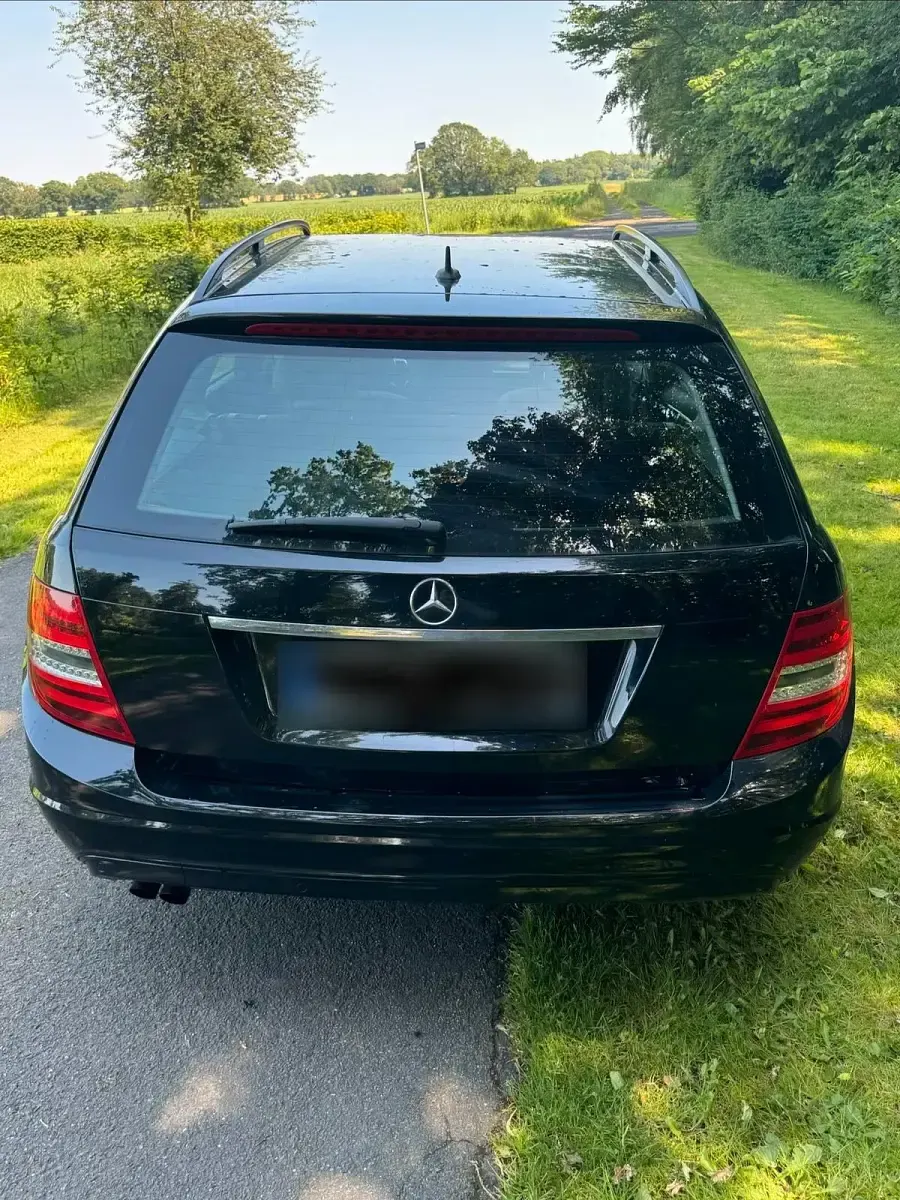 Gebraucht Mercedes C200 136 PS (100 kW) 2012 Schwarz Kombi
