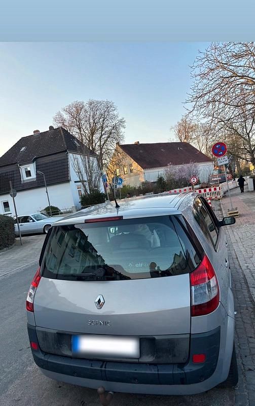 Gebraucht Renault Scénic II 110 PS (80 kW) 2005 Grau Van / Kleinbus