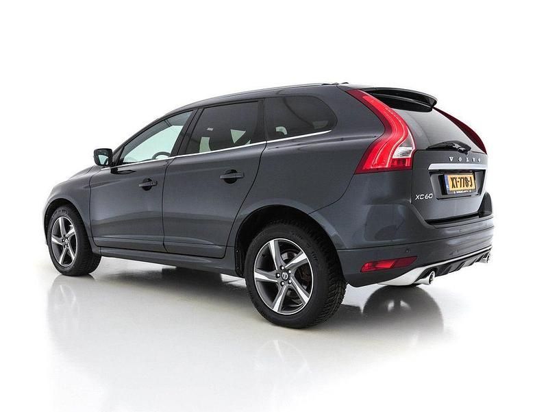 Gebraucht Volvo XC60 Business Edition 181 PS (133 kW) 2015 Grau SUV