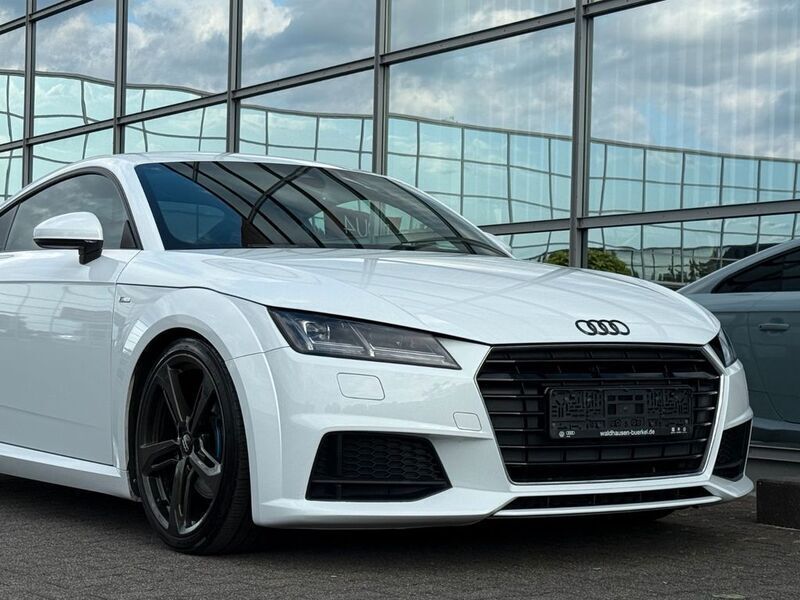 Weiß Gebraucht 2015 Audi TT S-Line Coupé | 24.990 € (Etwas zu teuer) - Bild 1/4
