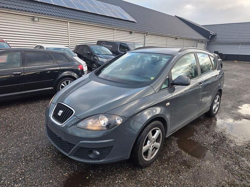 Gebraucht Seat Altea XL Ecomotive 105 PS (77 kW) 2010 Grau Van / Kleinbus