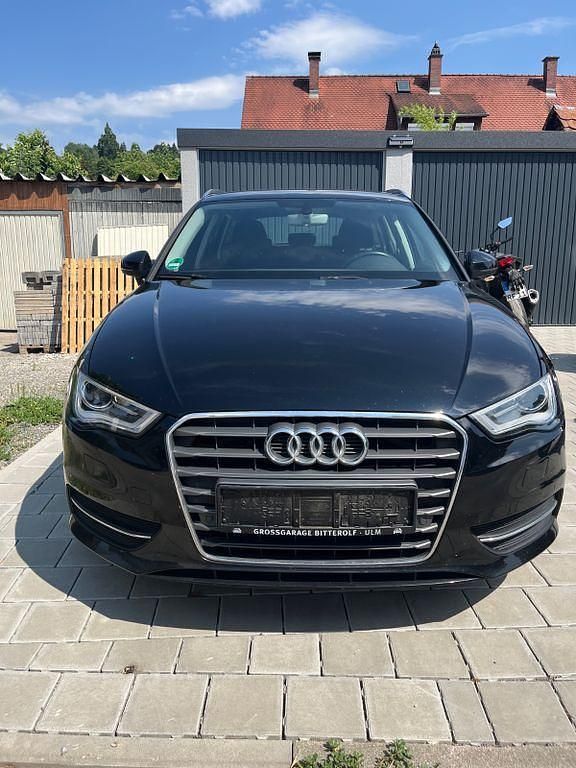Schwarz Gebraucht 2016 Audi A3 Comfort Limousine | 15.000 € (Fairer Preis) - Bild 1/4