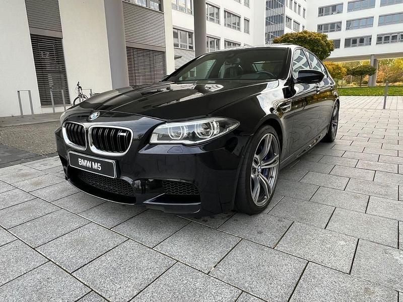 Gebraucht BMW M5 Shadowline 560 PS (411 kW) 2014 Schwarz Limousine