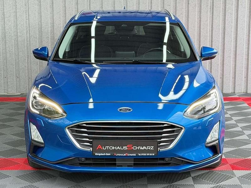Gebraucht Ford Focus Titanium 125 PS (91 kW) 2018 Dynamicblau metallic Kombi