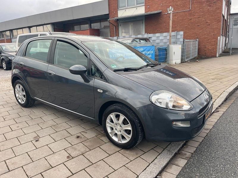 Gebraucht Fiat Punto 69 PS (50 kW) 2013 Grau Kleinwagen