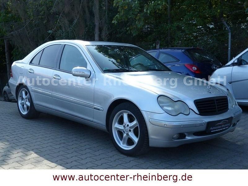 Gebraucht Mercedes C270 170 PS (125 kW) 2002 Silber Limousine