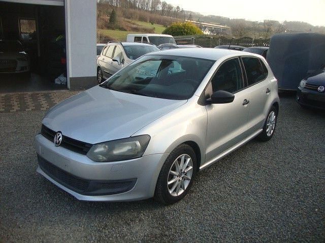 Gebraucht VW Polo 75 PS (55 kW) 2009 Silber Kleinwagen