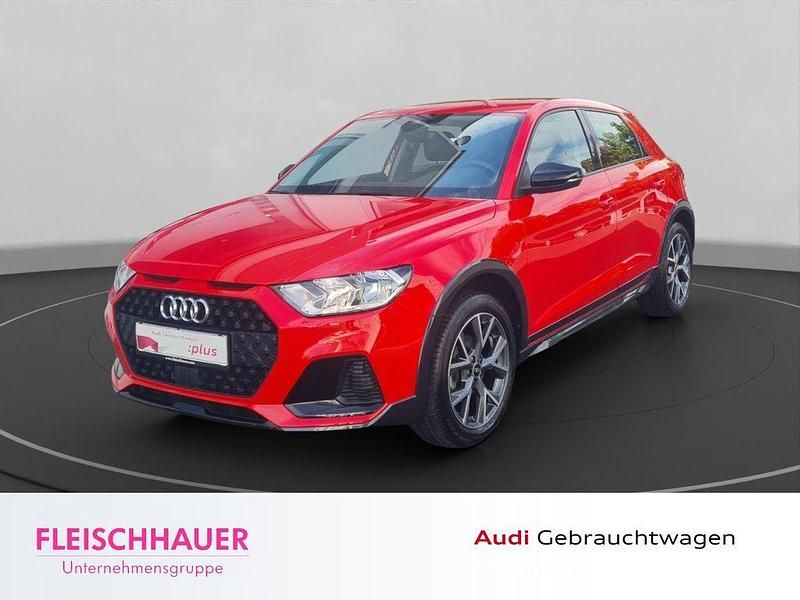 Rot Gebraucht 2021 Audi A1 Comfort Kleinwagen | 20.990 € (Guter Preis) - Bild 1/4
