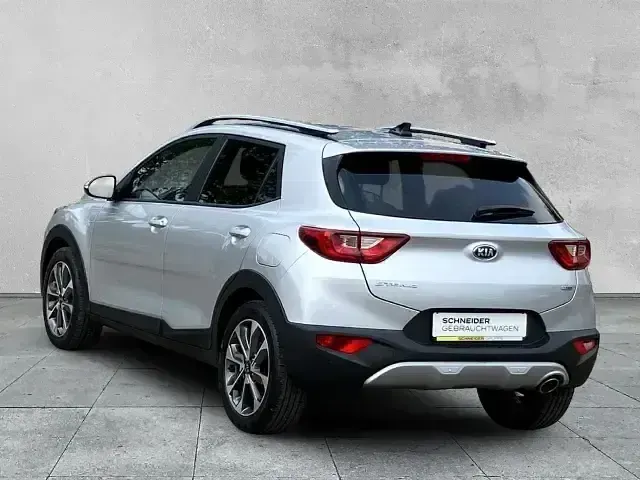 Gebraucht Kia Stonic Vision 120 PS (88 kW) 2019 Silber SUV
