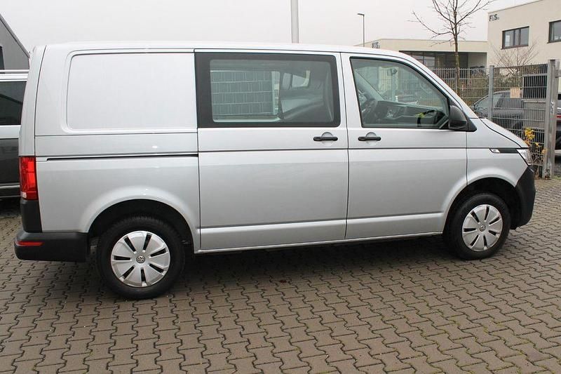 Second-hand VW Transporter 150 CP (110 kW) 2022 Argintiu Van