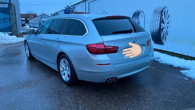 Gebraucht BMW 530 Luxury Line 258 PS (189 kW) 2013 Grau Kombi