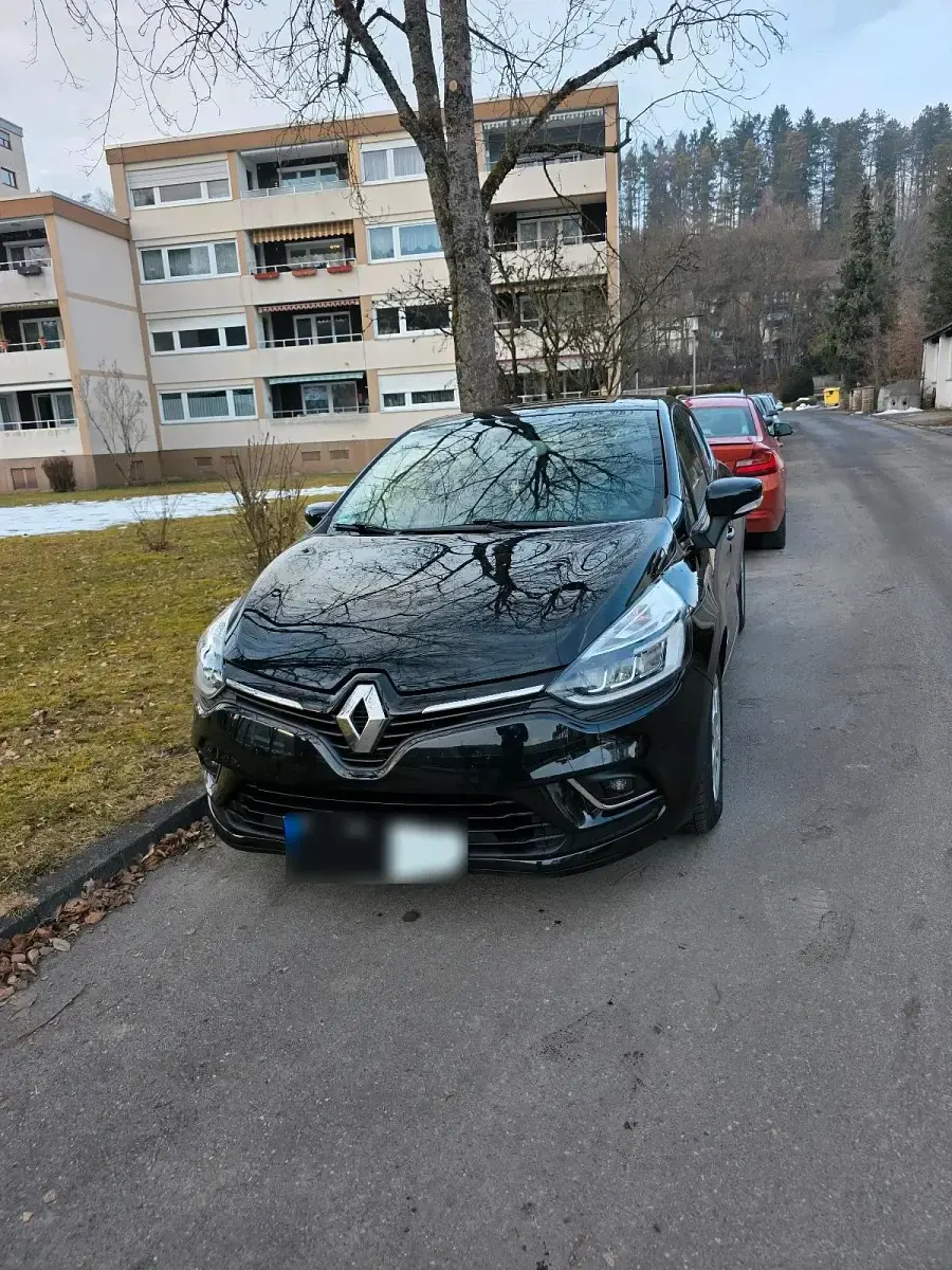 Gebraucht Renault Clio V 90 PS (66 kW) 2019 Schwarz Kleinwagen