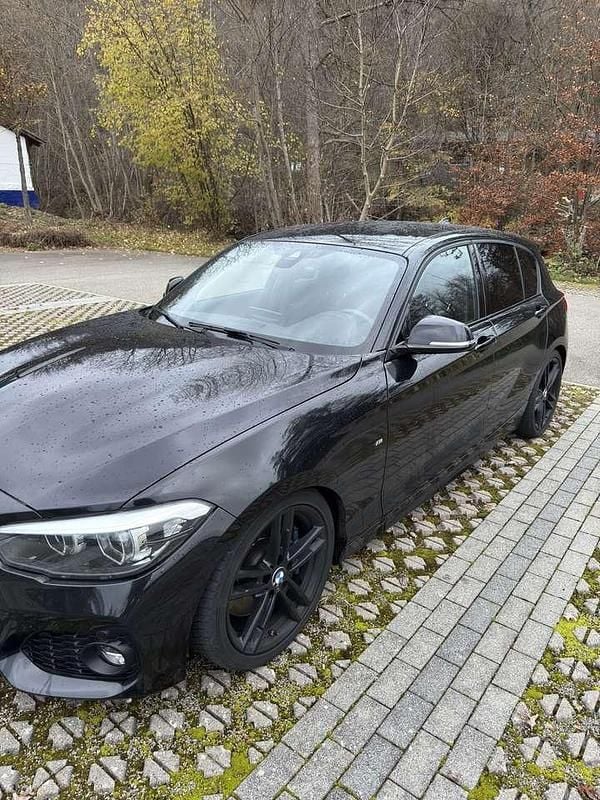 Gebraucht BMW 120 M Sport 184 PS (135 kW) 2019 Schwarz Kleinwagen