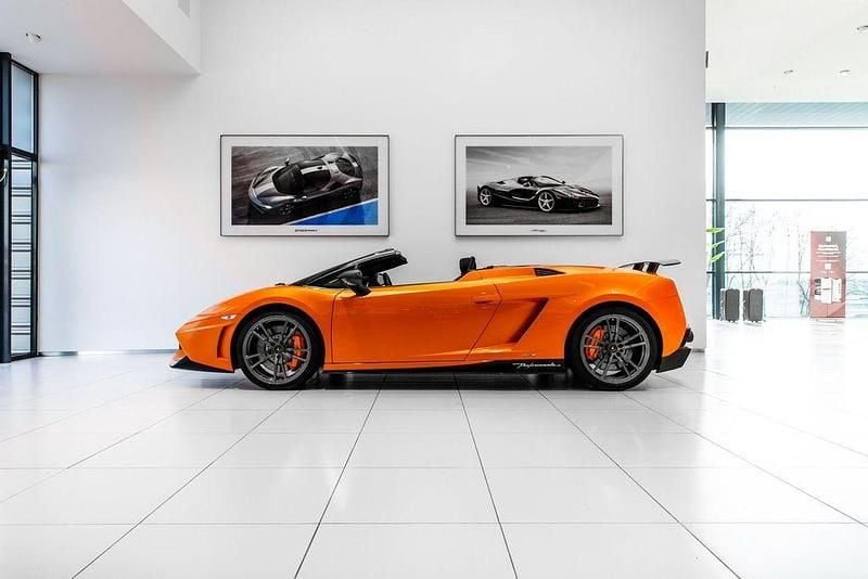 Gebraucht Lamborghini Gallardo 570 PS (419 kW) 2012 Orange Cabrio
