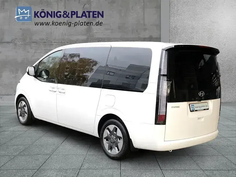 Gebraucht Hyundai Staria Prime 225 PS (165 kW) 2025 Weiß Van / Kleinbus