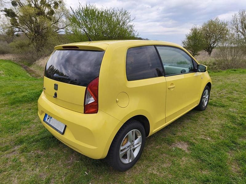 Gebraucht Seat Mii Style 75 PS (55 kW) 2012 Gelb Kleinwagen