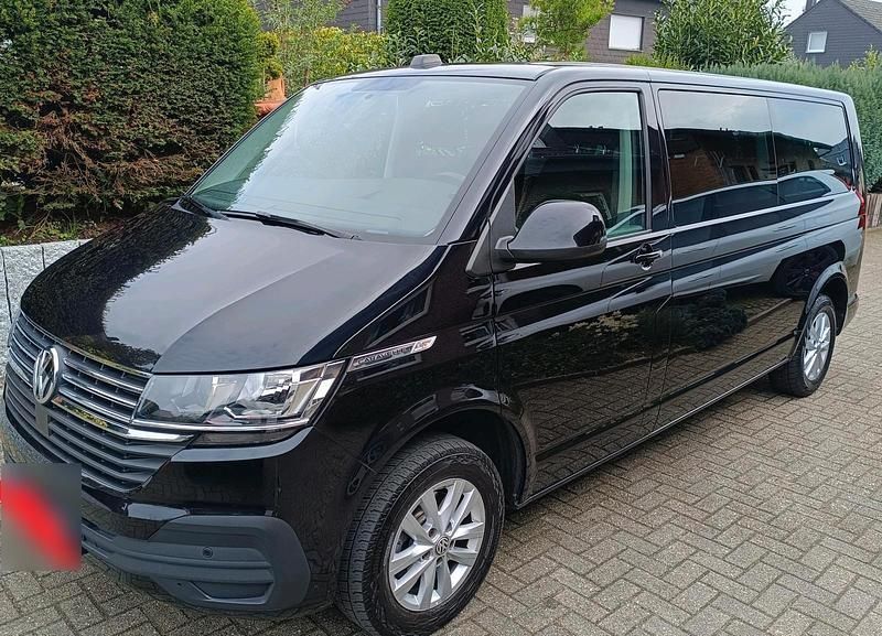 Gebraucht VW Caravelle 150 PS (110 kW) 2021 Schwarz Van / Kleinbus