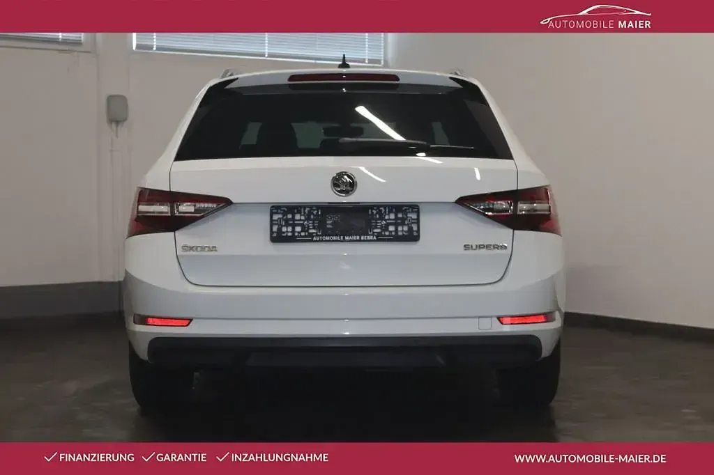 Gebraucht Skoda Superb 150 PS (110 kW) 2017 Laserweiss Kombi