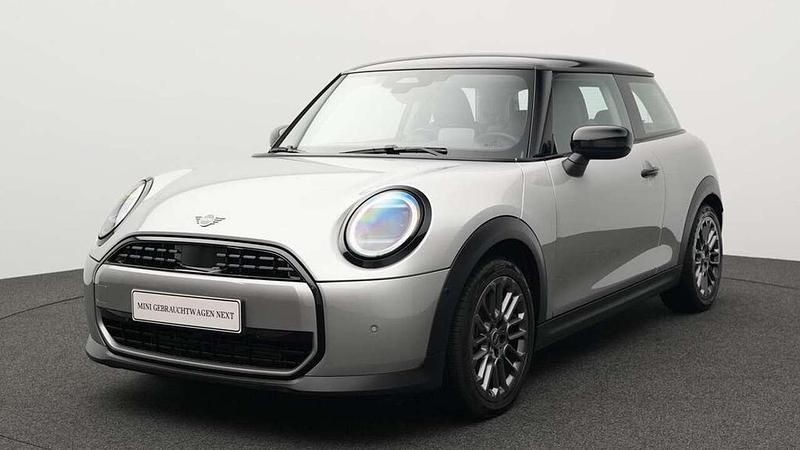 Grau Gebraucht 2024 Mini Cooper Classic Kleinwagen | 24.946 € (Fairer Preis) - Bild 1/4
