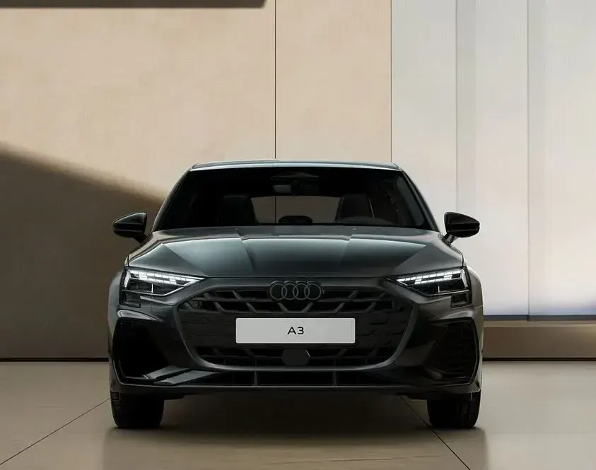 Neu Audi A3 Sportback e-tron S-Line 177 PS (130 kW) 2026 Grau Kleinwagen