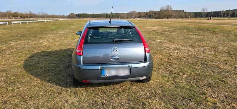 Gebraucht Citroën C4 Exclusive 109 PS (80 kW) 2004 Grau Kleinwagen