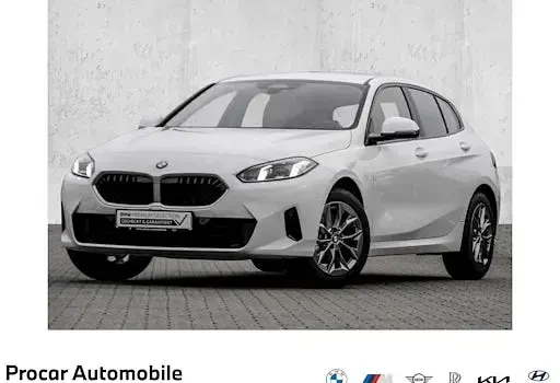 Gebraucht BMW 120 Shadowline 170 PS (125 kW) 2025 Weiß Kleinwagen