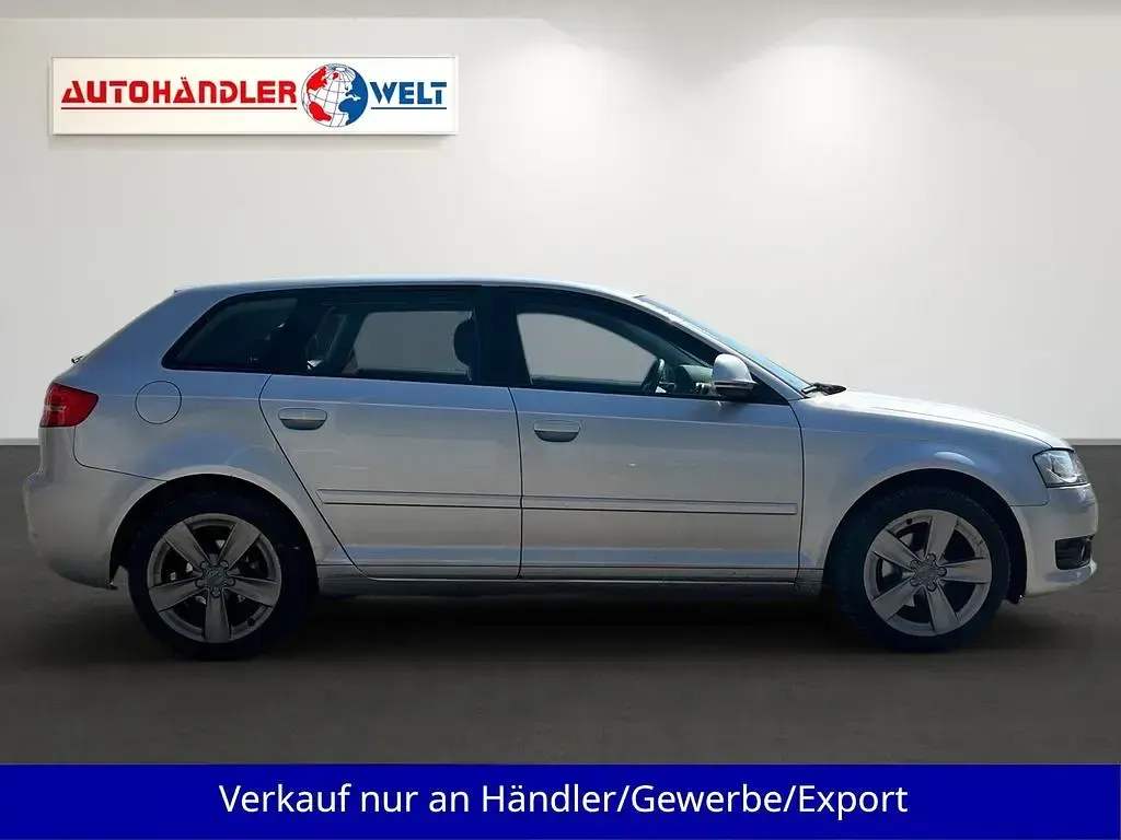 Gebraucht Audi A3 Comfort 125 PS (91 kW) 2009 Grau Kleinwagen
