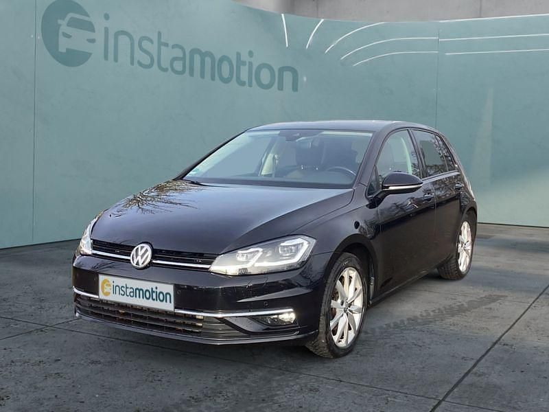 Schwarz Gebraucht 2019 VW Golf VII Kleinwagen | 20.399 € (Fairer Preis) - Bild 1/4