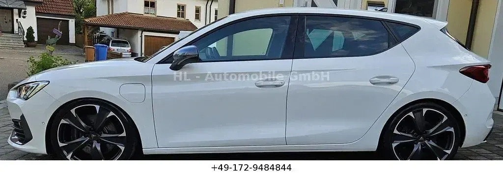 Second-hand Cupra Leon 245 CP (180 kW) 2021 Alb Berlinǎ