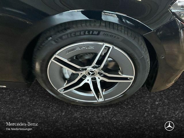 Gebraucht Mercedes E220 AMG 197 PS (144 kW) 2025 Schwarz Limousine