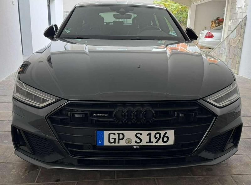 Grau Gebraucht 2019 Audi A7 S-Line Kleinwagen | 40.900 € (Fairer Preis) - Bild 1/4
